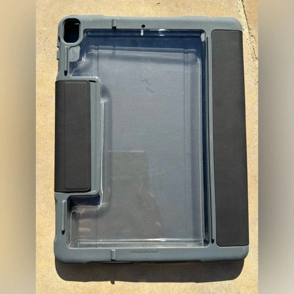 STM Dux Plus Duo 10.2